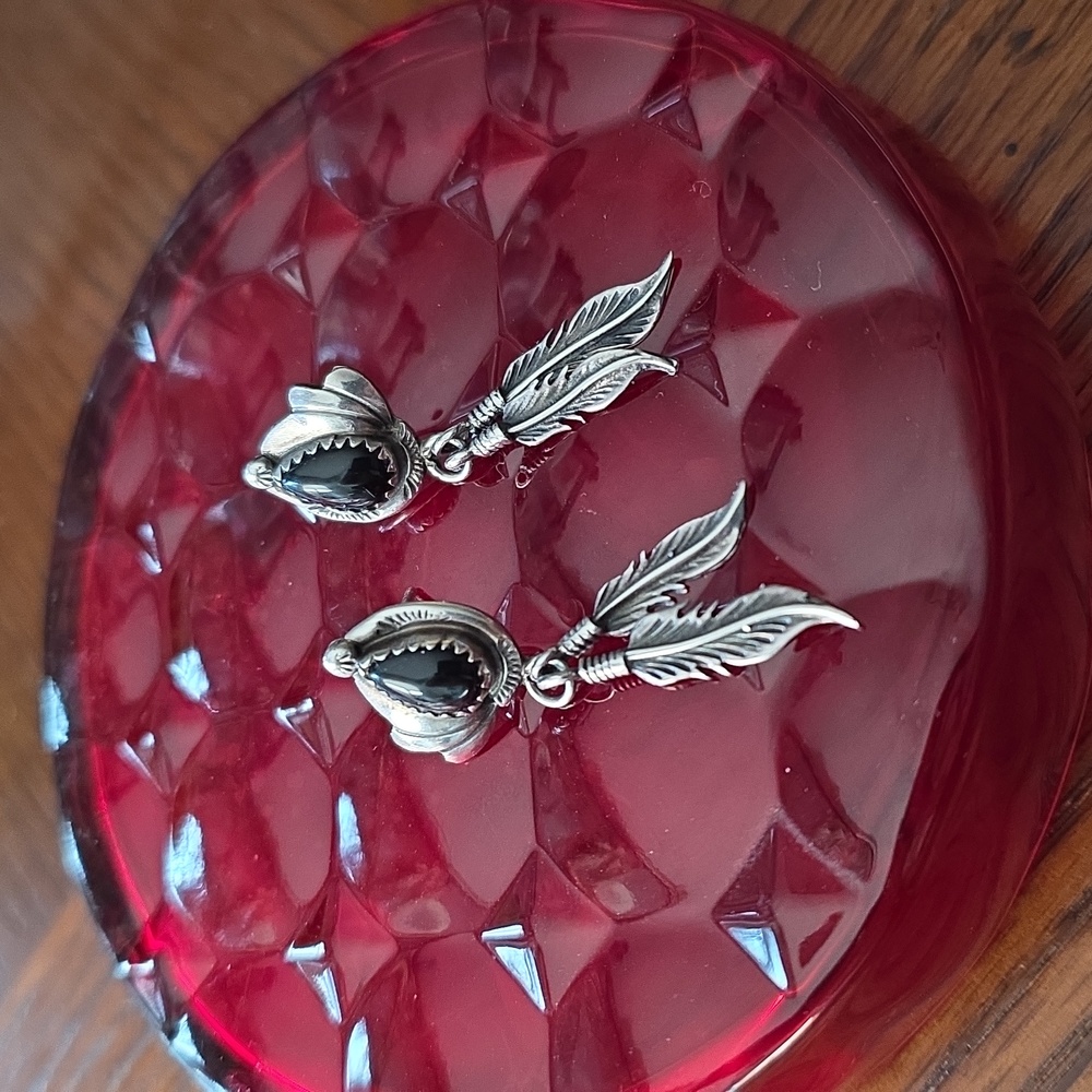 Handmade Vintage Navajo Sterling Silver & Onyx Earrings With Feather Design